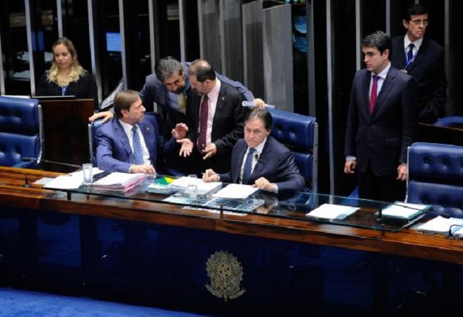 Senado vai gastar R$ 3,64 milhões com mudanças de parlamentares