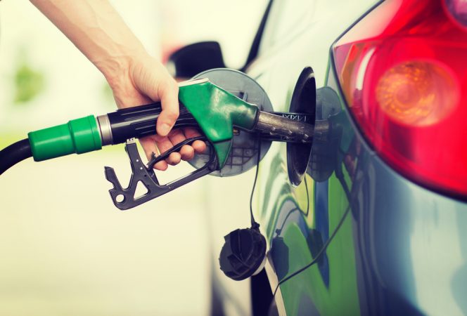 Petrobras anuncia redução de 2% na gasolina e no diesel