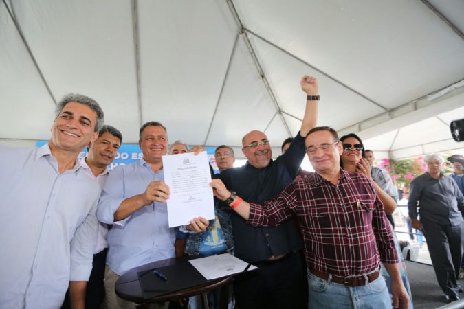Governador autoriza obras de abastecimento de água em Antônio Cardoso