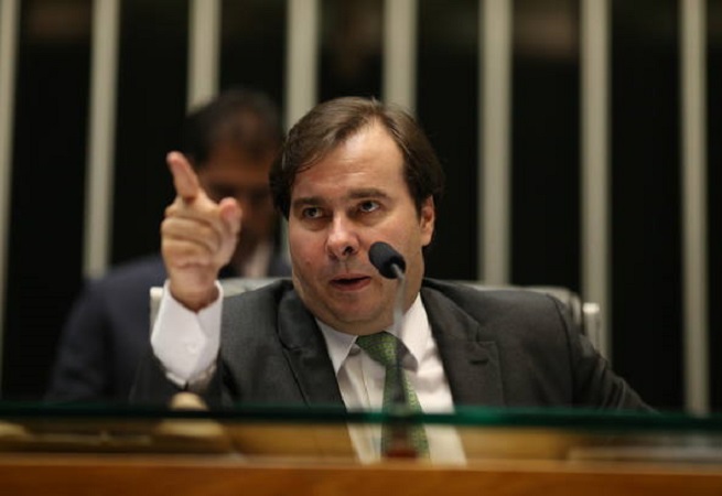 Rodrigo Maia diz que Meirelles é “grande quadro” para eleições de 2018