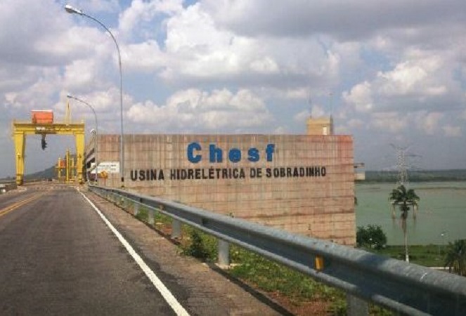 Trabalhadores da Chesf paralisam atividades na Bahia