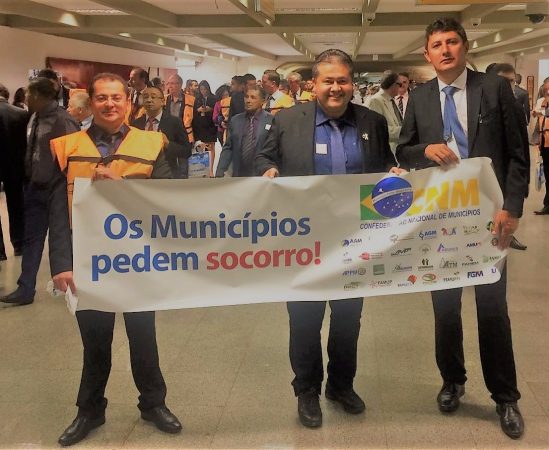 Alex da Piatã comemora conquistas municipalistas em Brasília