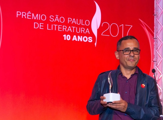 Escritor baiano Franklin Carvalho vence prêmio nacional de literatura