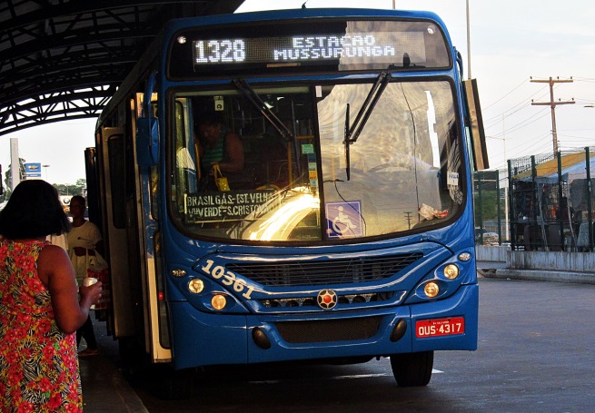 ACM Neto diz que tarifa de ônibus em Salvador será reajustada após o Natal