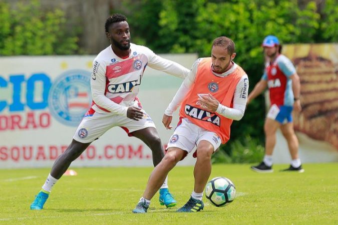 Fora de casa, Bahia encara o São Paulo em busca de vaga na pré-Libertadores