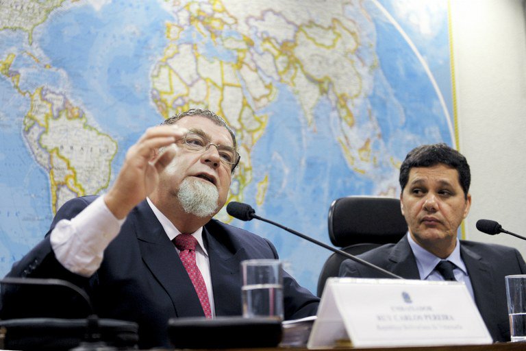 Embaixador do Brasil é expulso da Venezuela