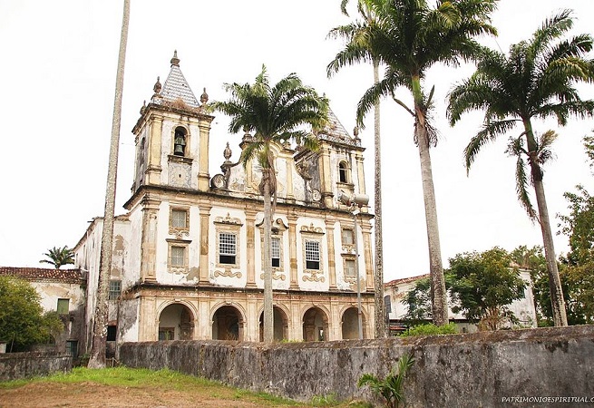 Igreja e Convento de 399 anos são interditados em São Francisco do Conde