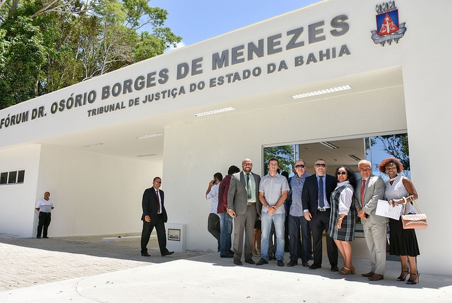 Porto Seguro ganha fórum sustentável com captação de água da chuva e lâmpadas LED