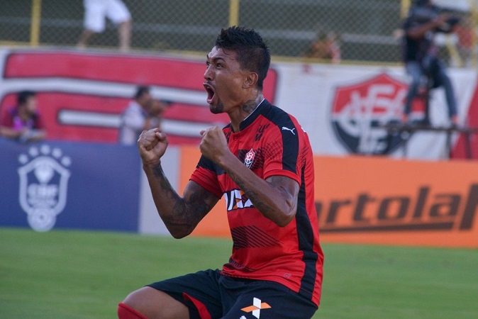 Atacante Kieza deixa o Vitória e se transfere para o Botafogo