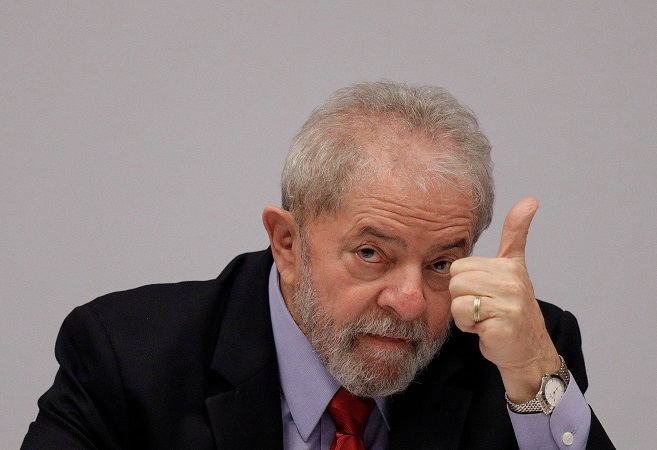 Lula diz que vai agradecer a manifestantes nesta terça em Porto Alegre