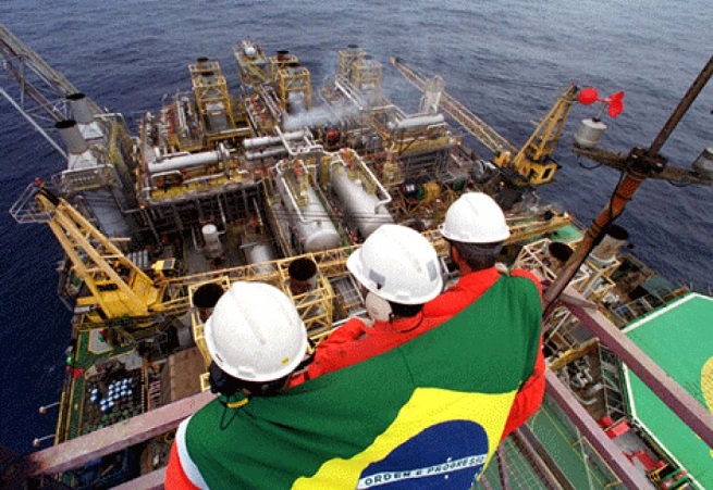 Produção no pré-sal bate recorde e ações da Petrobras sobem 7% na Bovespa