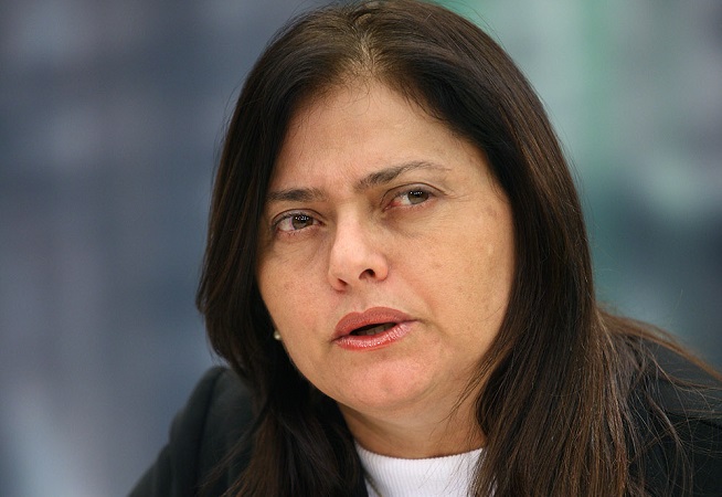Alice Portugal critica intervenção federal no Rio de Janeiro