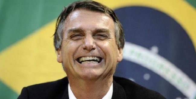 Pesquisa Real Time/Record mostra Bolsonaro na frente com 21% das intenções de voto
