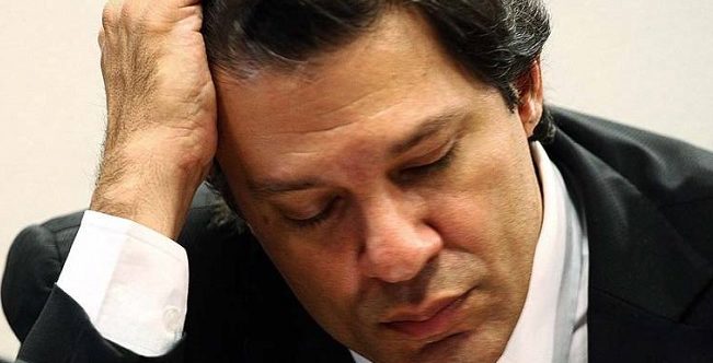 Haddad é condenado a pagar R$ 200 mil a promotor por danos morais