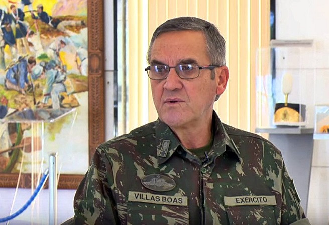Exército defende declarações do seu comandante no Twitter