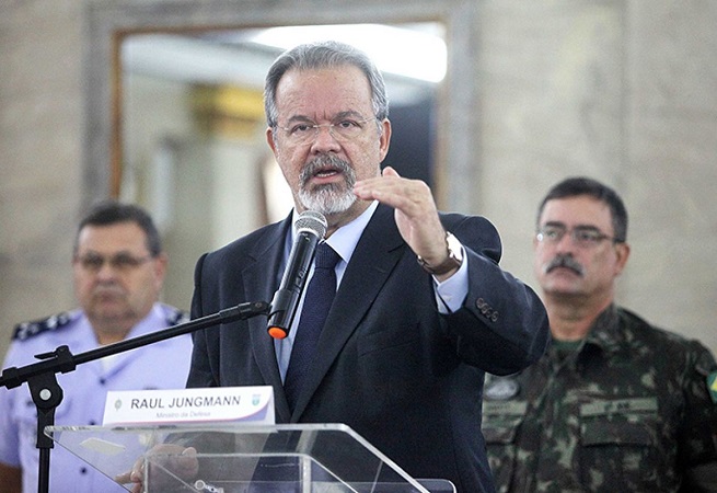 Jungmann: Forças Armadas estão prontas e atentas durante julgamento de Lula