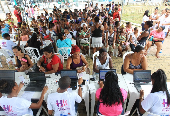 Voluntárias Sociais levam serviços de saúde a cinco bairros de Salvador