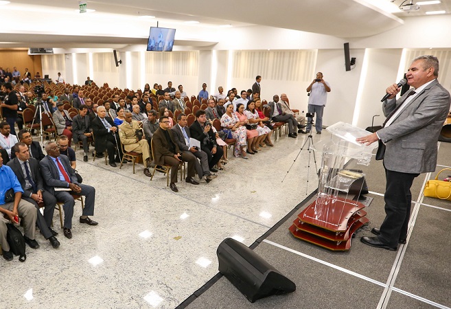 Coronel visita futuro Centro de Convenções da Assembleia de Deus na Bahia