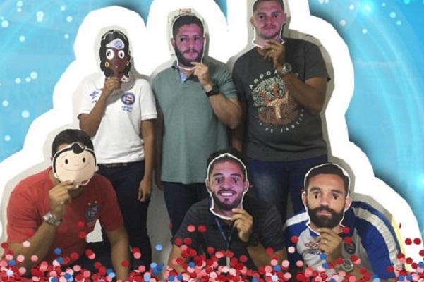 Bahia lança máscaras de carnaval com os rostos dos jogadores