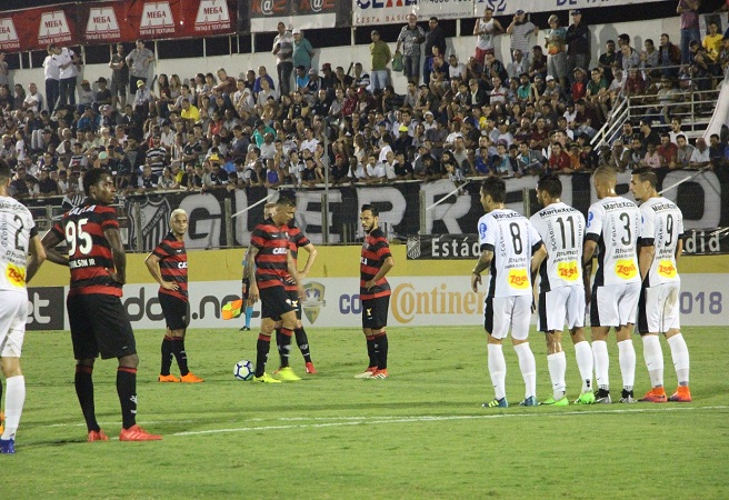 Vitória perde para o Bragantino por 1 a 0 pela Copa do Brasil; veja o gol
