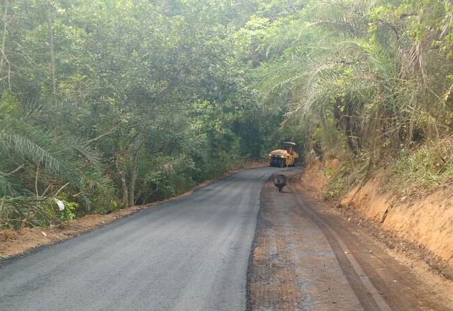 Estradas vicinais de Camaçari recebem pavimentação