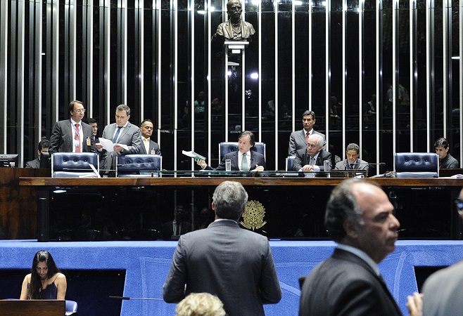 Senado aprova intervenção federal na segurança do Rio