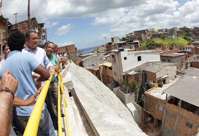 Contenção de encostas beneficia 4,7 mil moradores em Salvador