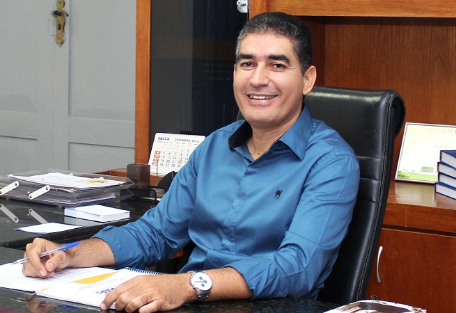Juiz suspende cassação do mandato do prefeito de Jaguarari