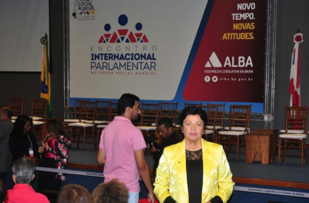 Luiza Maia repudia assassinato de vereadora do PSOL no Rio