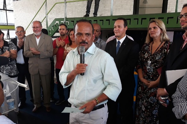 Elinaldo inaugura posto de autoatendimento da Receita Federal em Camaçari