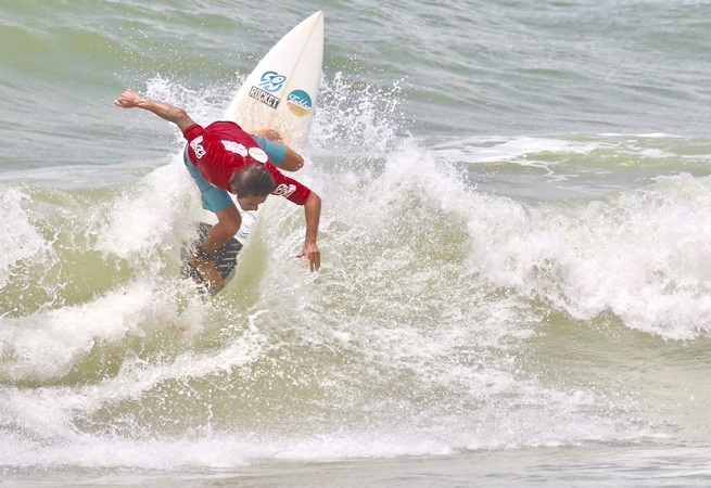 Circuito Baiano de Surfe Amador começa neste sábado em Arembepe