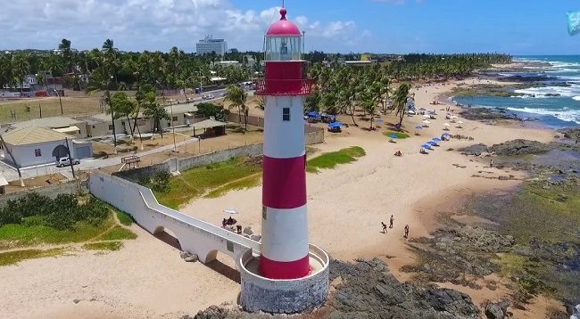 Inema aponta 27 praias impróprias para banho na Bahia