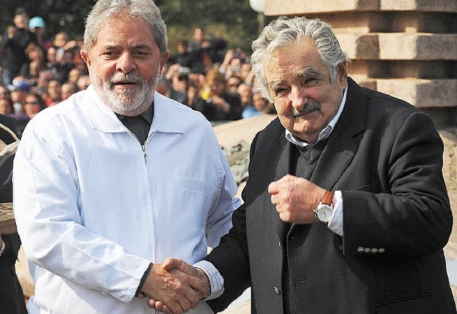 “Vocês não terão Lula eternamente”, diz Mujica a militantes de esquerda no RS