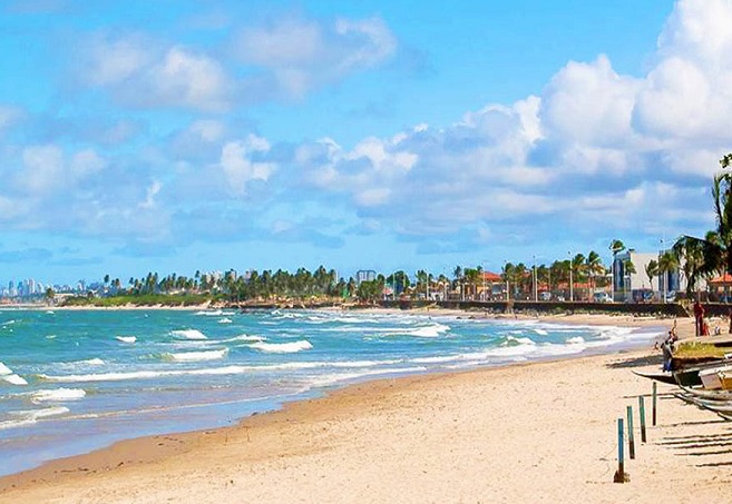 Litoral baiano tem 21 praias impróprias para banho