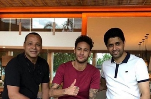 Presidente do PSG visita Neymar em mansão em Mangaratiba