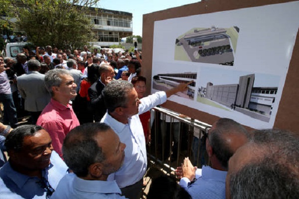 Governador autoriza construção de policlínica regional em Simões Filho