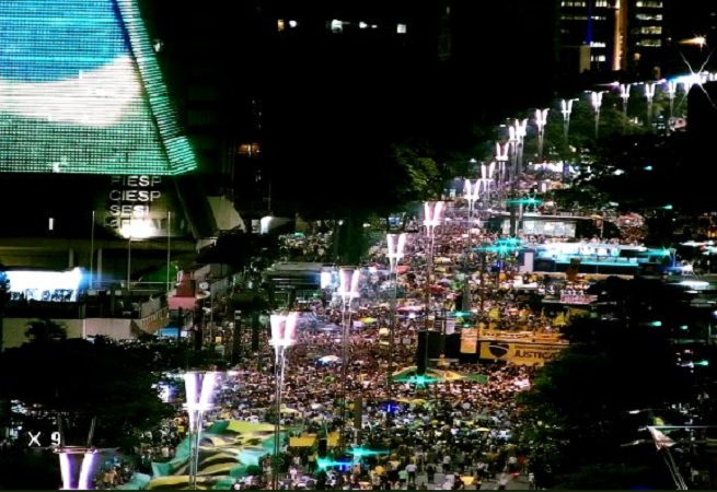 Manifestantes do #VemPraRua3deAbril tomam as capitais do País
