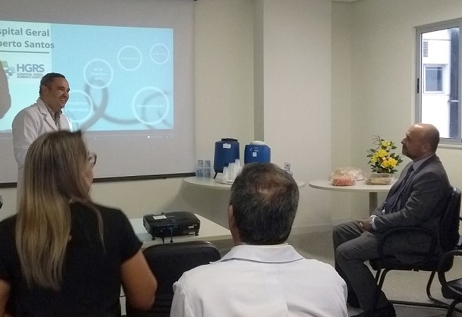 Hospital Roberto Santos promove encontro com representantes do MP-BA