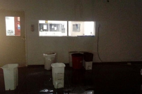 Chuva deixa centro cirúrgico do Hospital Roberto Santos sem funcionar