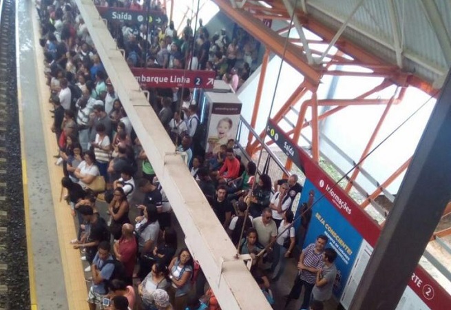 Linha 1 do metrô de Salvador volta a apresentar falha