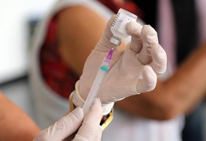 Nova fase da vacinação contra gripe vai imunizar professores e adultos acima dos 55 anos