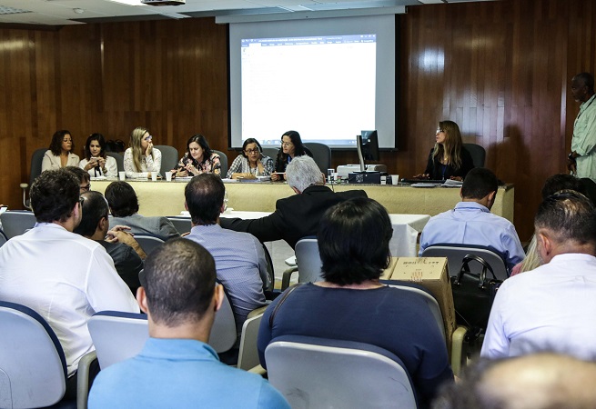 Cinco consórcios apresentam propostas para PPP da iluminação pública de Salvador