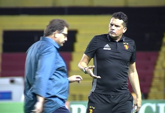Guto pede desculpas por não cumprimentar técnico do Sport