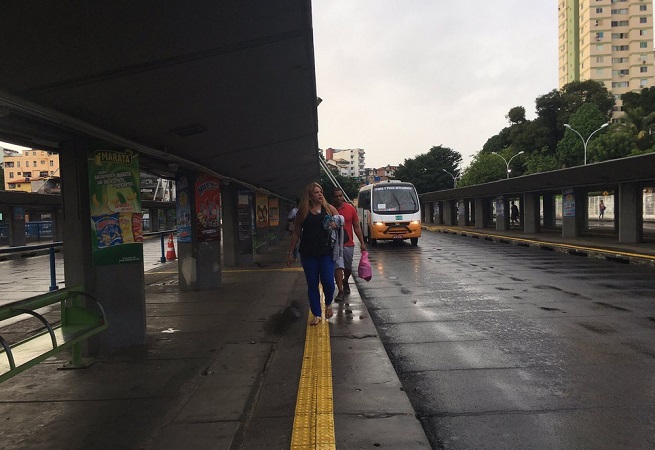 Greve dos rodoviários deixa Salvador praticamente sem ônibus