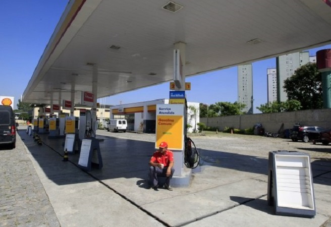 Sindicato diz que 70% dos postos na Bahia estão sem combustível