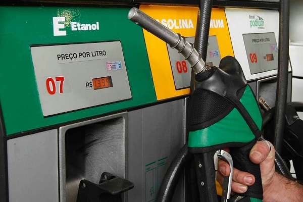 Senado aprova venda direta de etanol das usinas para postos