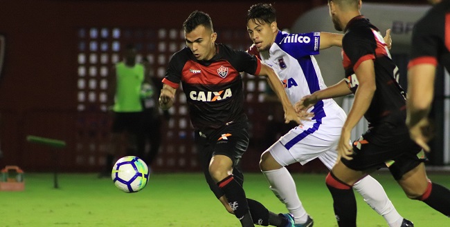 Vitória bate o Paraná por 1 a 0 e se afasta do Z-4; veja o gol