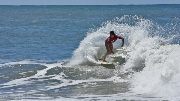 Surfe: Dominic Barona tem melhor média no 1º dia do Neutrox Weekend Itacaré