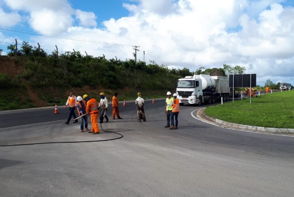 Rodovia CIA-Aeroporto tem intervenções próximas ao Salvador Norte Shopping