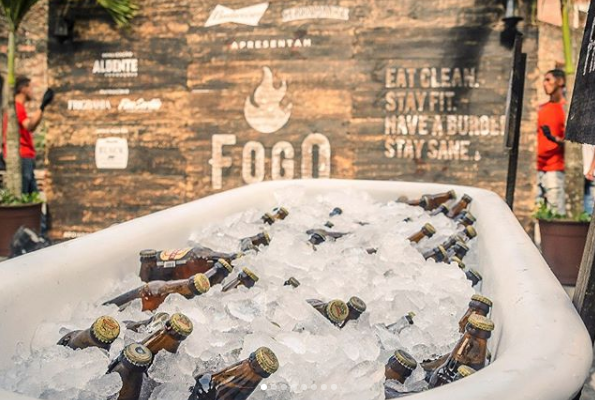 Fogo BBQ Premium terá sistema “open beers” em Praia do Forte